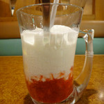 びっくりドンキー - 甘いいちごみるく