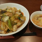 天香樓 - 五目やきそばランチ760円