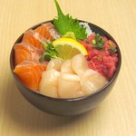 Domburi Chaya - 三色丼（サーモン、マグロたたき、ほたて）1380円