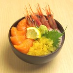 Domburi Chaya - 三色丼（サーモン、甘えび、数の子）1380円