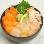 Domburi Chaya - 三色丼（サーモン、ほたて、かに）1680円
