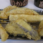 博多天ぷら なぐや - 揚げたてをいただけます