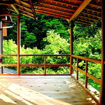 松籟庵 - 屋敷の中にいながらにして、四季折々の自然の移ろいを感じていただけます。