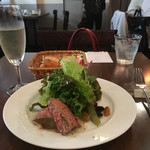 モンテ - ランチの選べる前菜
      鶏レバーのパテ ポルト酒風味 はちみつを添えて