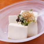 海苔芥末的冷豆腐