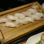 釣船茶屋ざうお - ヒラメのお寿司