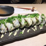 和膳と酒肴 廚 - ロール寿司～車海老天プラとアボカド～
