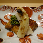 銀座 しのはら - 「焼き物」鰻、花山椒、白アスパラ