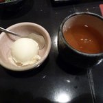 串茶屋 - アイスクリームと番茶