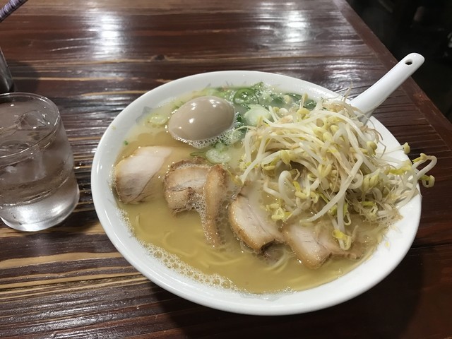宮崎では珍しく並ぶお店 By ココみち ラーメン洋 南宮崎 ラーメン 食べログ