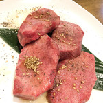 Yakiniku Tombi - 