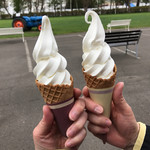 八紘学園 農産物直売所 - 【2017年：母の日】カミサンと。