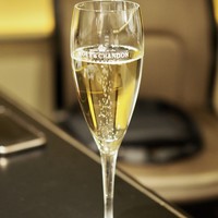 ＨＡＮＡ吉兆 - 泡グラス：Moët & Chandon ¥1,900