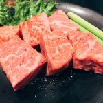 赤身焼肉みはら - 宮崎牛 角刈りカルビ