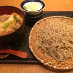 手打ちそば 石月 - 親子丼セット