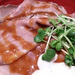 KITCHEN ORIGIN - 炭火焼きレアローストビーフ丼