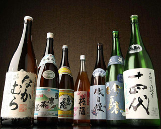 Zenseki Kanzen Koshitsu Izakaya Obakyuu - 焼酎・日本酒各種取り揃え