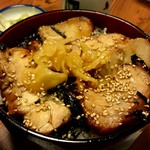 鳥ぎん 日比谷店 - どんぶり（アップ）