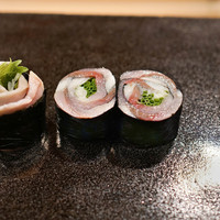 日本橋蛎殻町 すぎた - しめさばの巻物