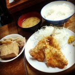 こづち - 鉄板メニュー肉豆腐とアジフライ