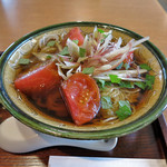 蕎麦 つづら - とまとの冷かけそば