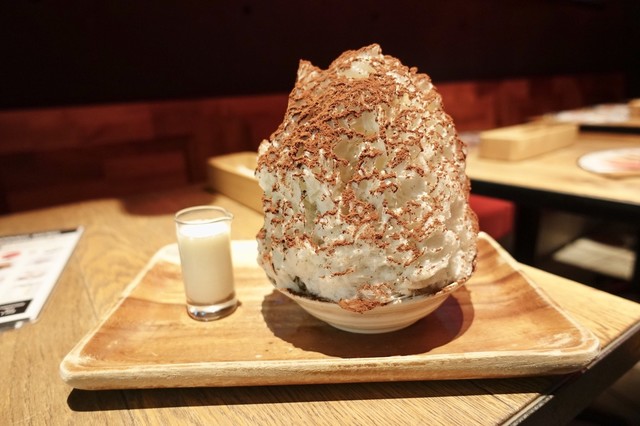 KAKIGORI BAR Yelo>