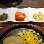 九州焼肉 てにをは - ランチ：九州産黒毛和牛のハンバーグ定食