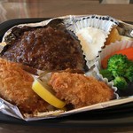 ロイヤルキッチン - (料理)バーグ＆カキフライ 単品