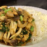 コチン ニヴァース - 