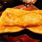 さ行 - パイ生地の鯛焼き
      中のあんはカボチャでした