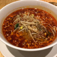 スーツァン・レストラン陳 渋谷店 - 酸辣湯麺