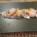 シクラメンテ - 一週間熟成したヒラメのカルパッチョ フェンネルとオレンジを添えて