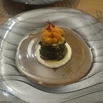 シクラメンテ - リコッタのクリームの上にイカスミを練り込んだ北海道バフン雲丹のパスタ ＋2,700円