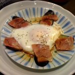 立呑亭 帆立屋 - なすベーコンエッグ再び