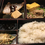 むさし - 弁当800円　鯖、豚もやし