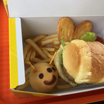 でんぶんガーデンカフェ - ぶんぶんバーガー（￥700）