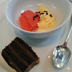 ニューヨーク・グリル - チョコレートケーキ、ソルベ