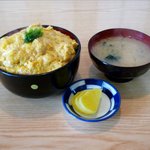 お食事処 たかぎ - かつ丼（600円）