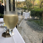 オーベルジュ・オー・ミラドー - 