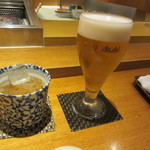 すし京辰  - 橙色の梅酒ロック　840円　＆　生ビール　600円