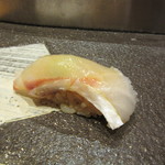 すし京辰  - B-3　握り　アマダイ