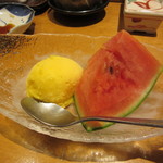 すし京辰  - B-14　デザート　マンゴーアイスクリーム　＆　スイカ
