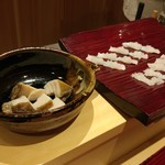 銀座 しのはら - 強肴の鮑の準備