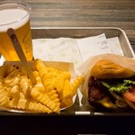 SHAKE SHACK - 