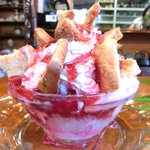 いちょうの木 - ストロベリーパイ 800円