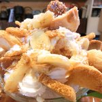 いちょうの木 - キャラメルバナナパイ 800円