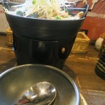 炭火焼酒亭ローリンストーン - あったか独り鍋／赤だしアラ煮