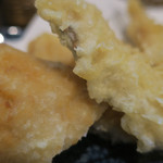 炭火焼酒亭ローリンストーン - 太刀魚の天ぷら　ズームアップ