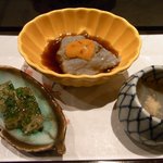 日本料理 とくを - 前菜　のれそれ　鉄皮寄せ　黒胡麻湯葉とうふ。