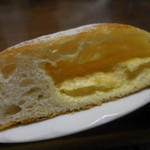 みやび亭 - クリームパン；断面